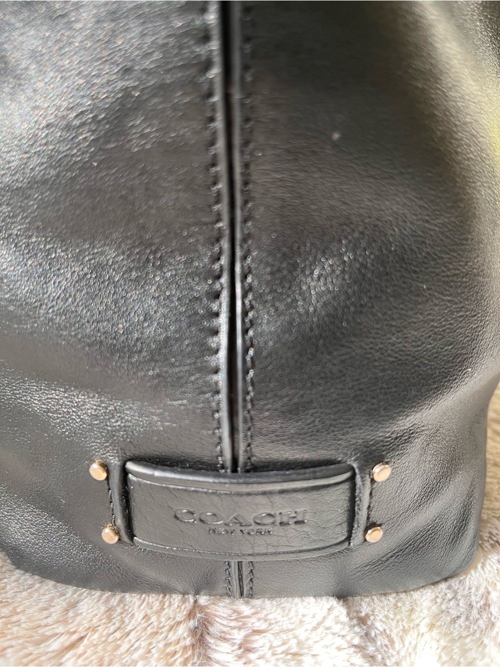 Authentic Coach Black Leather Tote Bag with Shoulder Straps - Picture 4 of 13